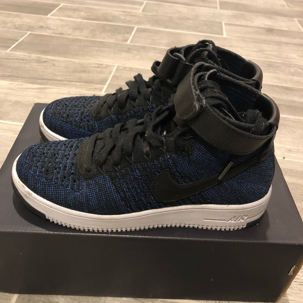 Nike af1 ultra flyknit mid